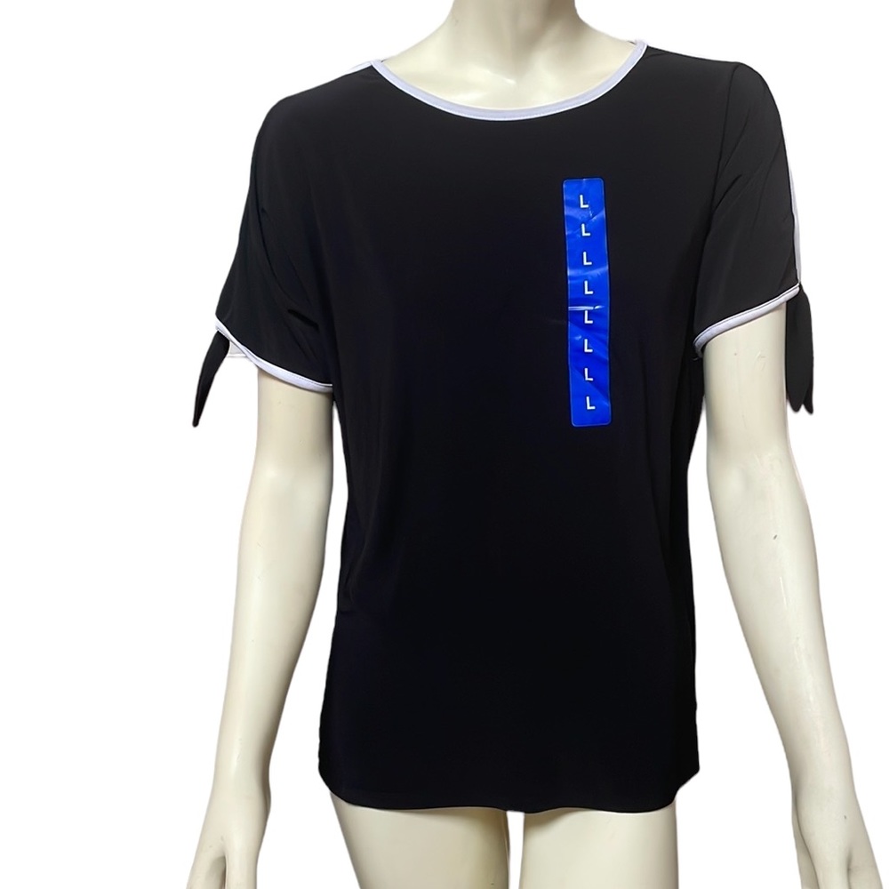 Two by Vince Camuto - ladies top